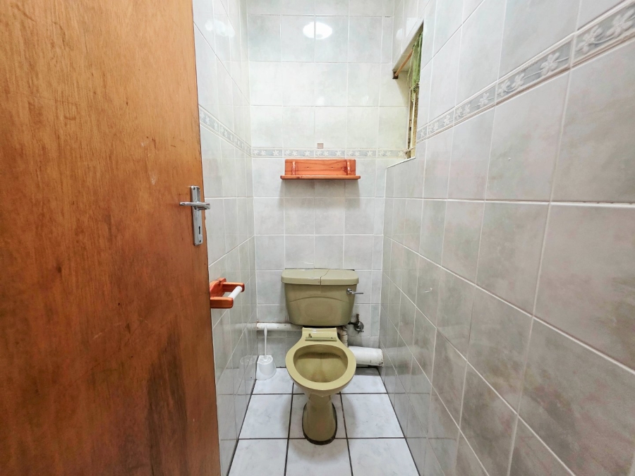 11 Bedroom Property for Sale in Universitas Free State